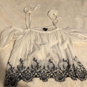 American Eagle off the shoulder tank top